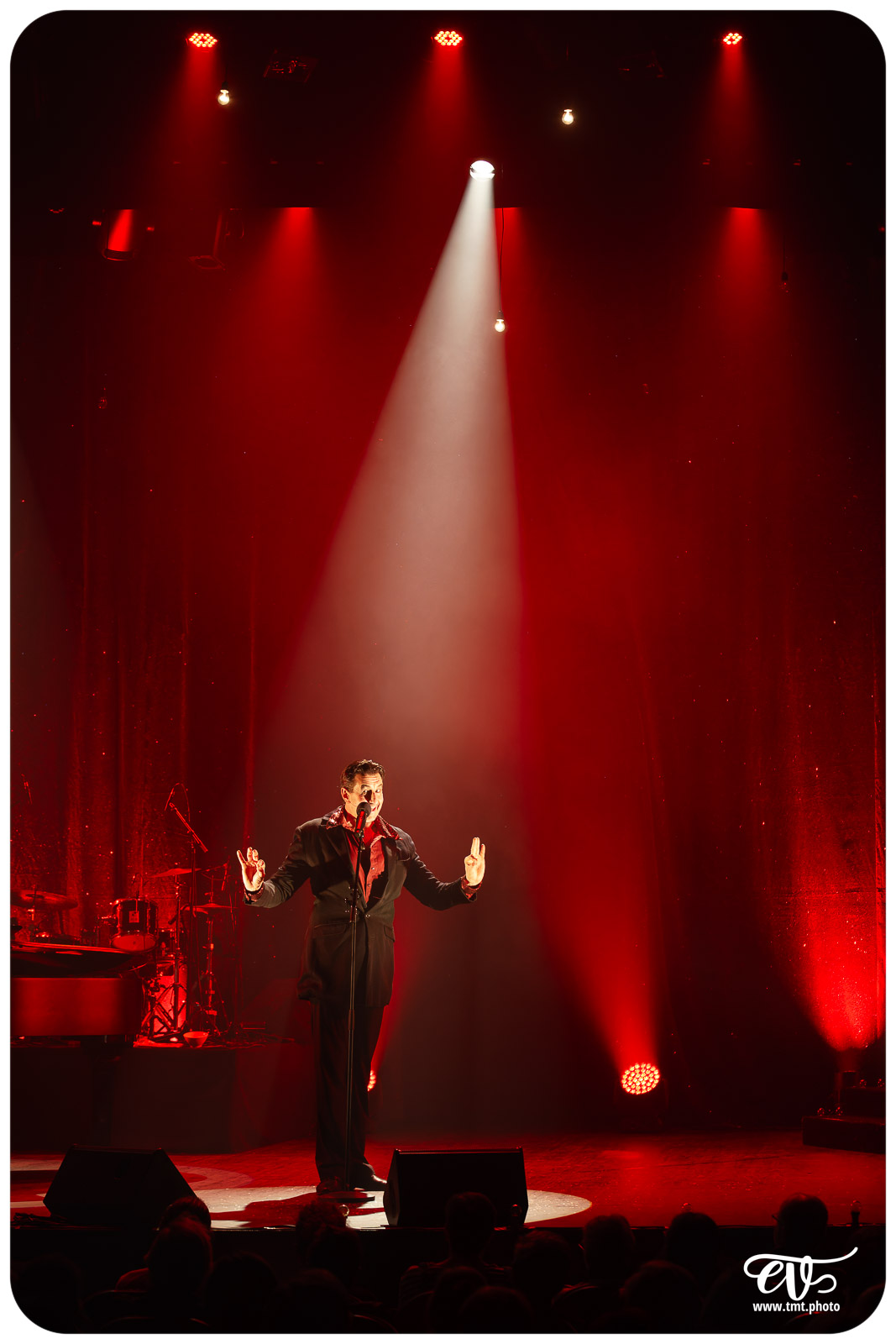 PLEIN FEU (CIE AVRIL EN SEPTEMBRE)